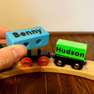 Tren de carga - Magnético y personalizable - Compatible con trenes BRIO
