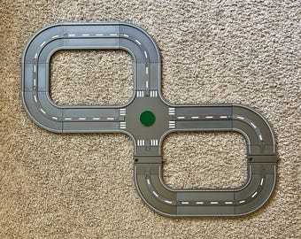 Road Bundle: “Roundabout Loop” - Compatible with BRIO Roads