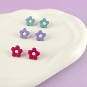 Polymer Clay Earrings, Clay Earrings, Handmade Earrings, Fimo Earrings, Small Flower Earrings with Stainless Steel Studs