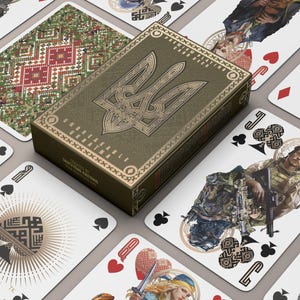 UNBREAKABLE UKRAÏNA Khaki Deck Custom Playing Illustrierte Karten Trizub Motiv Kupferfolie Folk Visshivanka Pattern Deck für die Ukraine Unterstützung