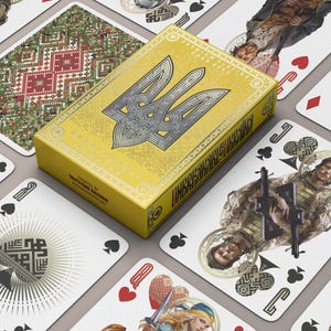 Baralho amarelo inquebrável da Ucrânia, cartas ilustradas personalizadas, motivo Trizub, folha de platina, padrão folk Vishivanka, suporte para Ucrânia