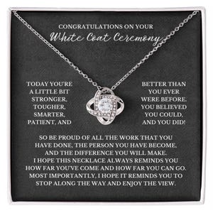Cadeau de cérémonie blouse blanche, cadeau collier pour elle avec carte de félicitations, bijoux pour étudiant en médecine, infirmière, assistante maternelle, pharmacie, diplômé d'une école vétérinaire