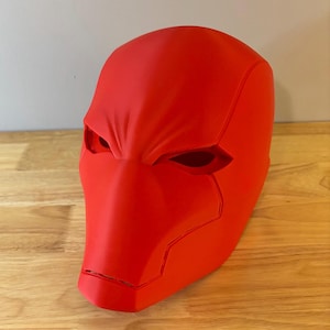Red Hood Rebirth-helm: 3D-geprinte set