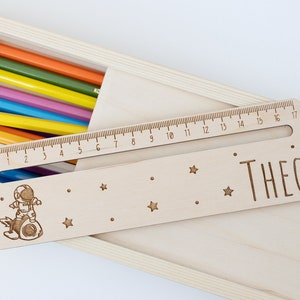 Ruler reading aid personalized, school child, bookmark different variants ruler DIY Astronaut