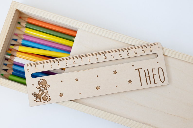 Ruler reading aid personalized, school child, bookmark different variants ruler DIY Astronaut