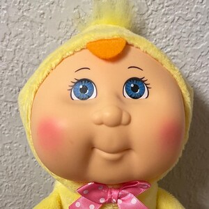 Cabbage Patch Kids Exotic Friends Daphne Duck pluche - Blue Eyes 2017