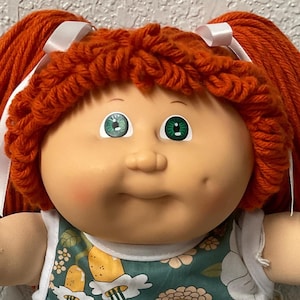 Vintage 1985 Cabbage Patch Kid Doll: Rote Haare, grüne Augen, P Factory