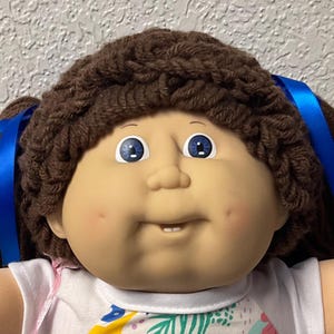 Vintage Cabbage Patch Kid Doll: Brown Poodle Hair, Violet Eyes, 1986