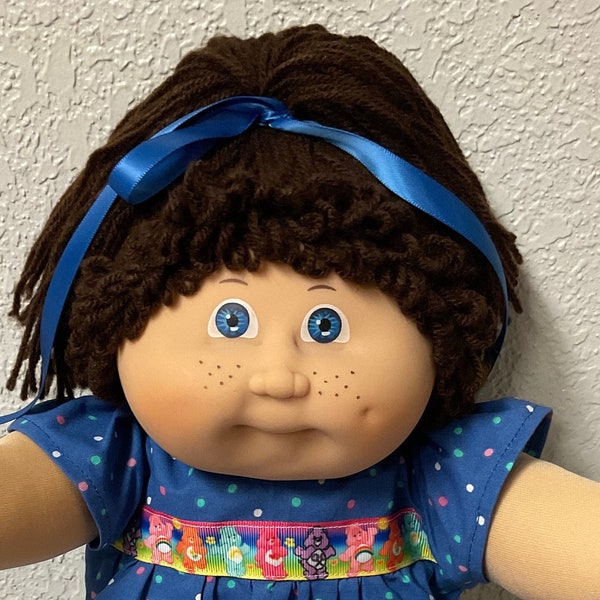 First Edition Vintage Cabbage Patch Kid JESMAR Girl Dark Brown Hair Blue Eyes FRECKLES HM#3 1984 Collectors Doll Gifts For Moms Girls Grads