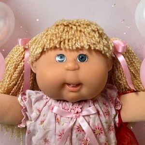 Vintage Cabbage Patch Kid Play Along Girl PA-1 Butterscotch Hair Green Eyes 2004 Collector’s Doll Gifts For Daughter Sister Wife Mom Girls