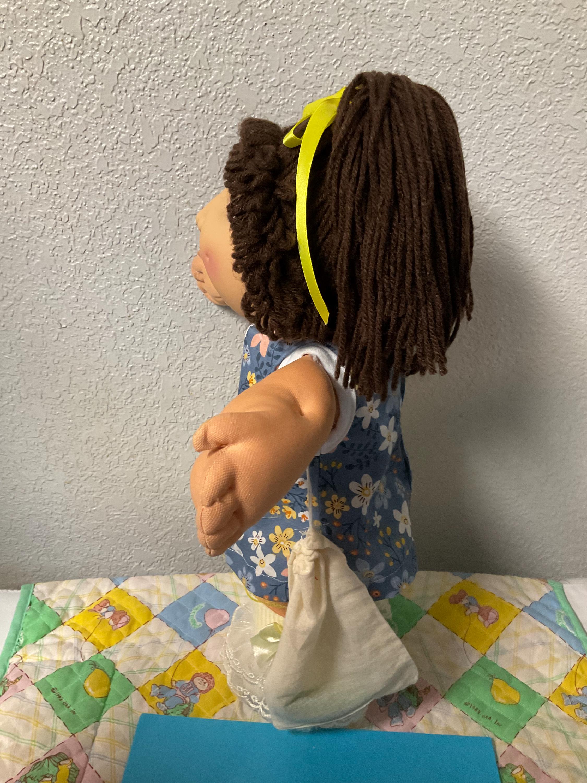 Vintage Cabbage Patch Kid Girl Brown Hair Brown Eyes Ic7 made In Taiwan Vintage Cabbage Patch Kid Girl Brown Hair Brown Eyes Ic7 made In Taiwan