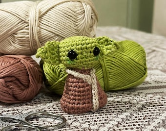 Baby Alien Crochet Pattern | DIY Amigurumi Keychain (PDF)