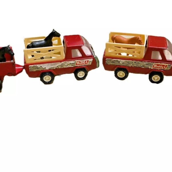 BUDDY L CORP (1976) Vintage Children’s Diecast Toys: 2 Horse Rack Pickup Trucks w/ 3 Horses & 1 Red Stable Trailer