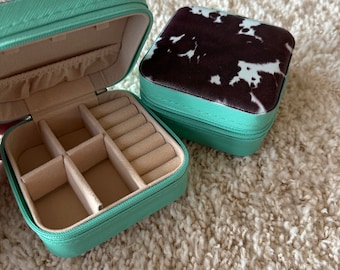 Caixa de joias de viagem com estampa de couro de vaca, Western, Cowgirl