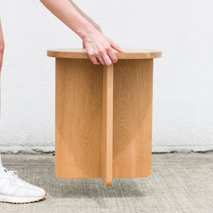 Saturday Stool | Minimal Solid White Oak Seat | Scandinavian Round Wood Side Table | Minimalist Trendy Furniture | Modern Nordic Natural