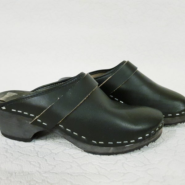 Swedish Clogs Black Wooden Clogs Scandinavian Leather Shoes Eco friendly Platforms Made in Sweden Size EU 34, US 4, UK 2,