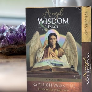 Engel Tarot Karten | 78 Card Deck & Anleitungsbuch| Nachrichten mit Zahlen und Planeten| Multikulturell