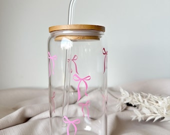 Trinkglas / Schleifen / Geschenk Eiskaffee / Freundin / mit Namen / Glas mit Strohhalm / Eiskaffeetasse / Geburtstag / Muttertag Mama
