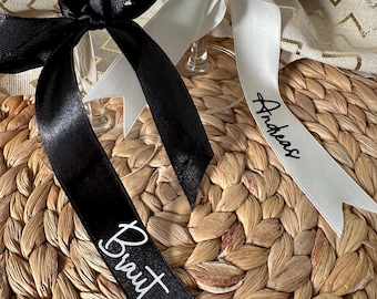 Platzkarten Hochzeit / Namensschilder / Schleife Braut Bräutigam / Personalisiert Tischdeko / Hochzeitsdeko Gast
