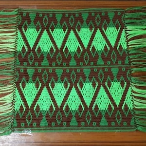 Beginner Mosaic Crochet Pattern: Bags, Rugs, Throws (Digital Download)
