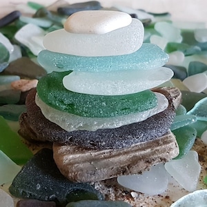 Genuine Sea Glass  Bulk 50 pcs  \ Mix Colors Medium Sea Glass \ Beach Glass for Sea Glass Art \ Crafts \ Mosaic \ Beach Decor