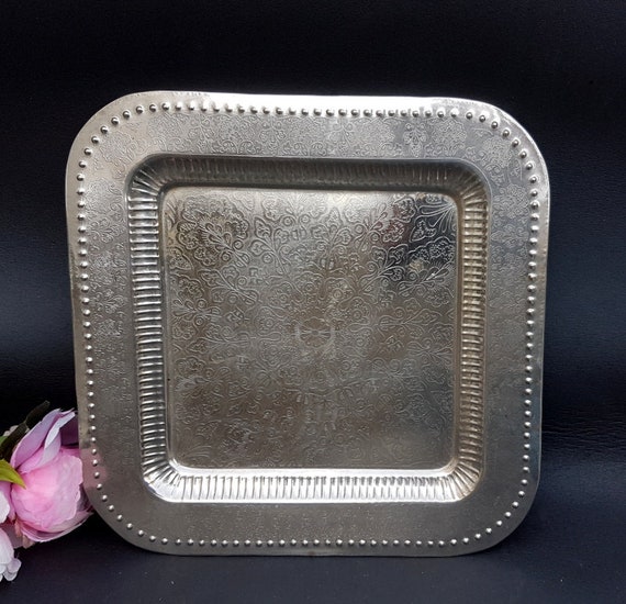 Silver Plate Square Tray, Vintage Silver Plate Footed Tray with Light  Monogram S in Cartouche, Scalloped Rim, Vanity Tray, Barware Tray