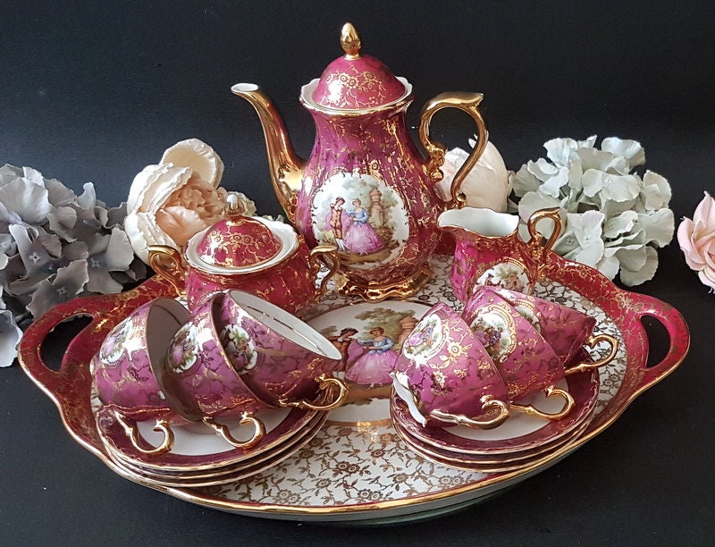 Red Bavaria Tea Set, Decorated With Fragonard Decor, Teaset With 6