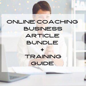 Könnte beinhalten: Eine Frau in einem weißen Hemd zeichnet ein Video über Online-Coaching-Geschäft auf. Der Text auf dem Bildschirm lautet "Online Coaching Business Article Bundle + Training Guide".