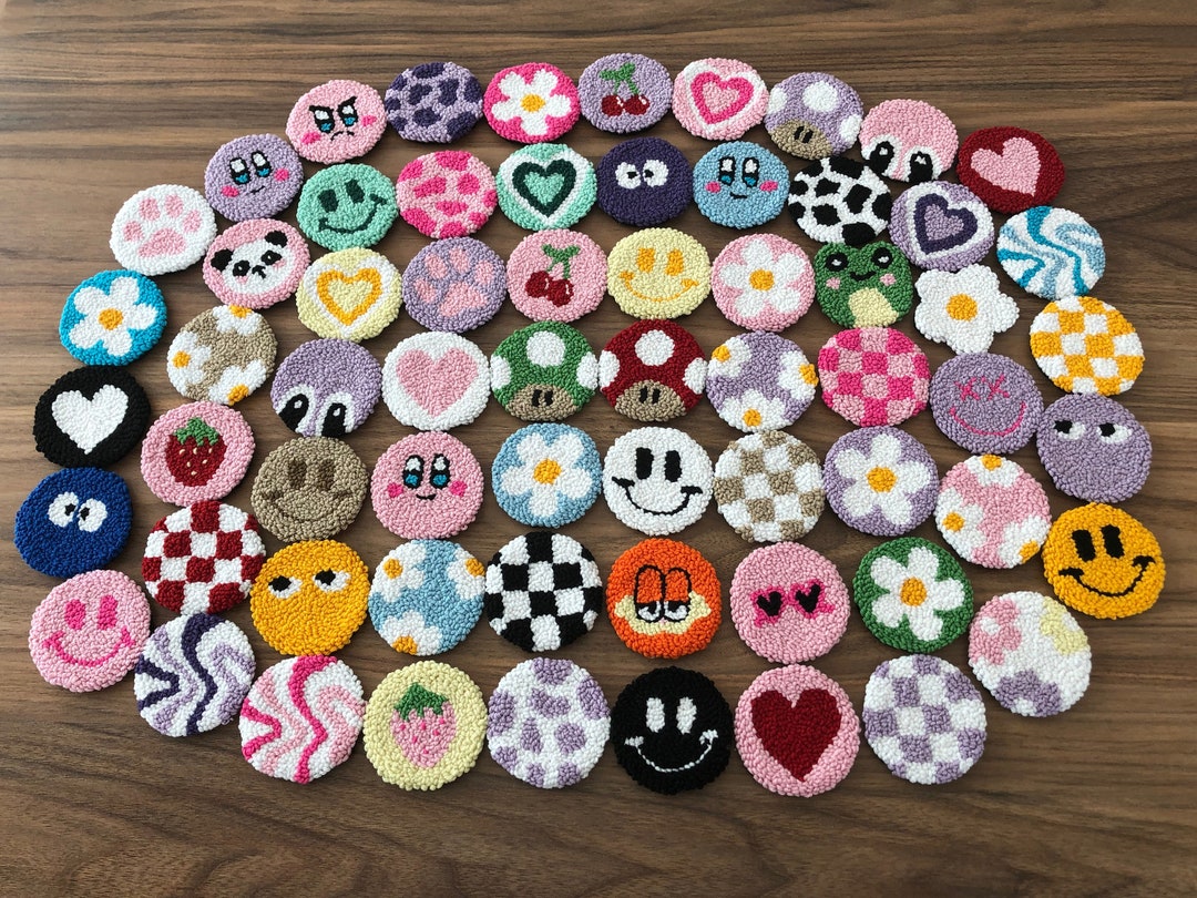 punch needle flower coasters i made & sold a few months back 🌸✨💐 : r/ PunchNeedle