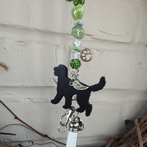 Perte d'un chien, cadeau de sympathie, breloque pour voiture commémorative pour animal de compagnie, porte-étiquette d'identification pour animal de compagnie, Labradoodle, Goldendoodle, breloque pour chien duveteux, empreinte de patte, ailes d'ange, amoureux des chiens