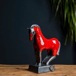 Rainbow Ceramic Horse, Artistic Ceramics, Horse Sculpture, Pottery Horse, Equine Decor, Equine Lover Gift, Animal Figure, Keramik Pferd image 8