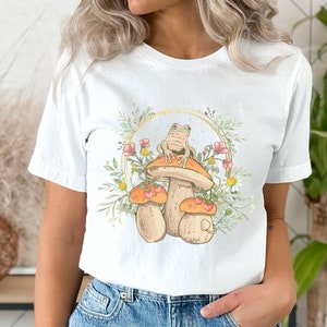 Cute Frog Mushroom T shirt Cottage Core Shirt  Bday Gift for her Gardening Shirt  Women's Graphic Tee Fairycore Clothing Goblincore Shirt