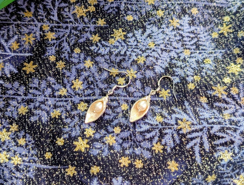 Calla Lily Pearl Earrings in Sterling silver image 6