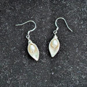 Calla Lily Pearl Earrings in Sterling silver image 5