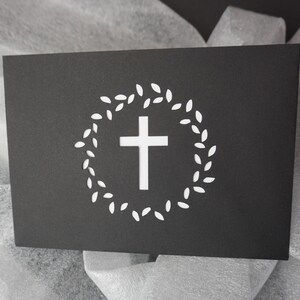 Hochwertige Briefumschläge aus Kraftpapier, Motiv Kreuz