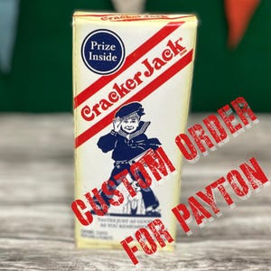 Specialbeställning för Payton WWII-reproduktion Cracker Jack WW2 Candy Snack Repro 1940-tals ransoneringsrekvisita Reenactment kit