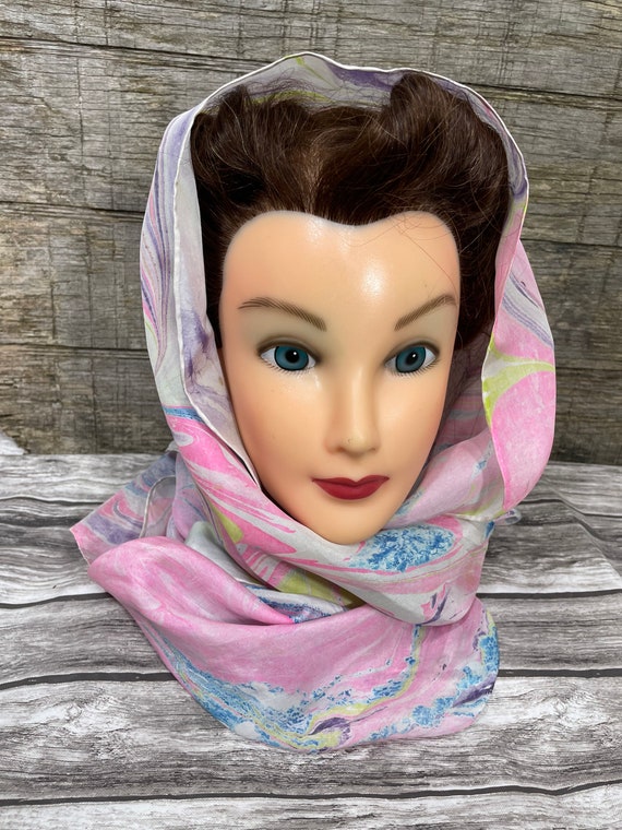 Wartime 1940s Style Head Scarf WWII Retro Pink Si… - image 1