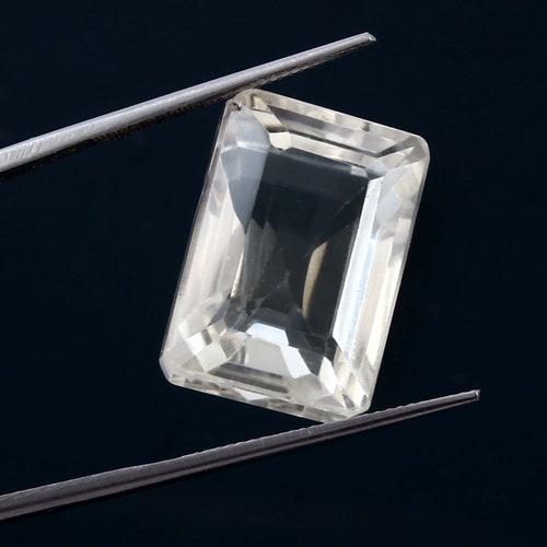 Impressionnante qualité supérieure 100% naturelle topaze blanche naturelle facettée octogonale 21X16X13 MM 37 Ct de pierres précieuses en vrac pour la fabrication de bijoux CO1063