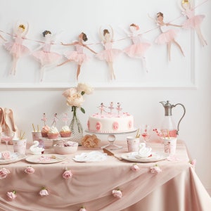 Meri Meri Ballerina Garland (10&#39; with excess cord - Pack of 1)