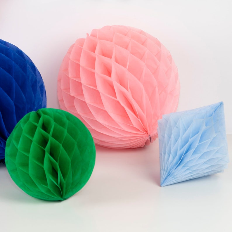 Meri Meri Rainbow Honeycomb Decoration Kit - Thumbnail 5