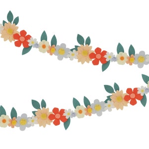 Meri Meri Felt Flower Garland (8&#39; with excess cord - Pack of 1)