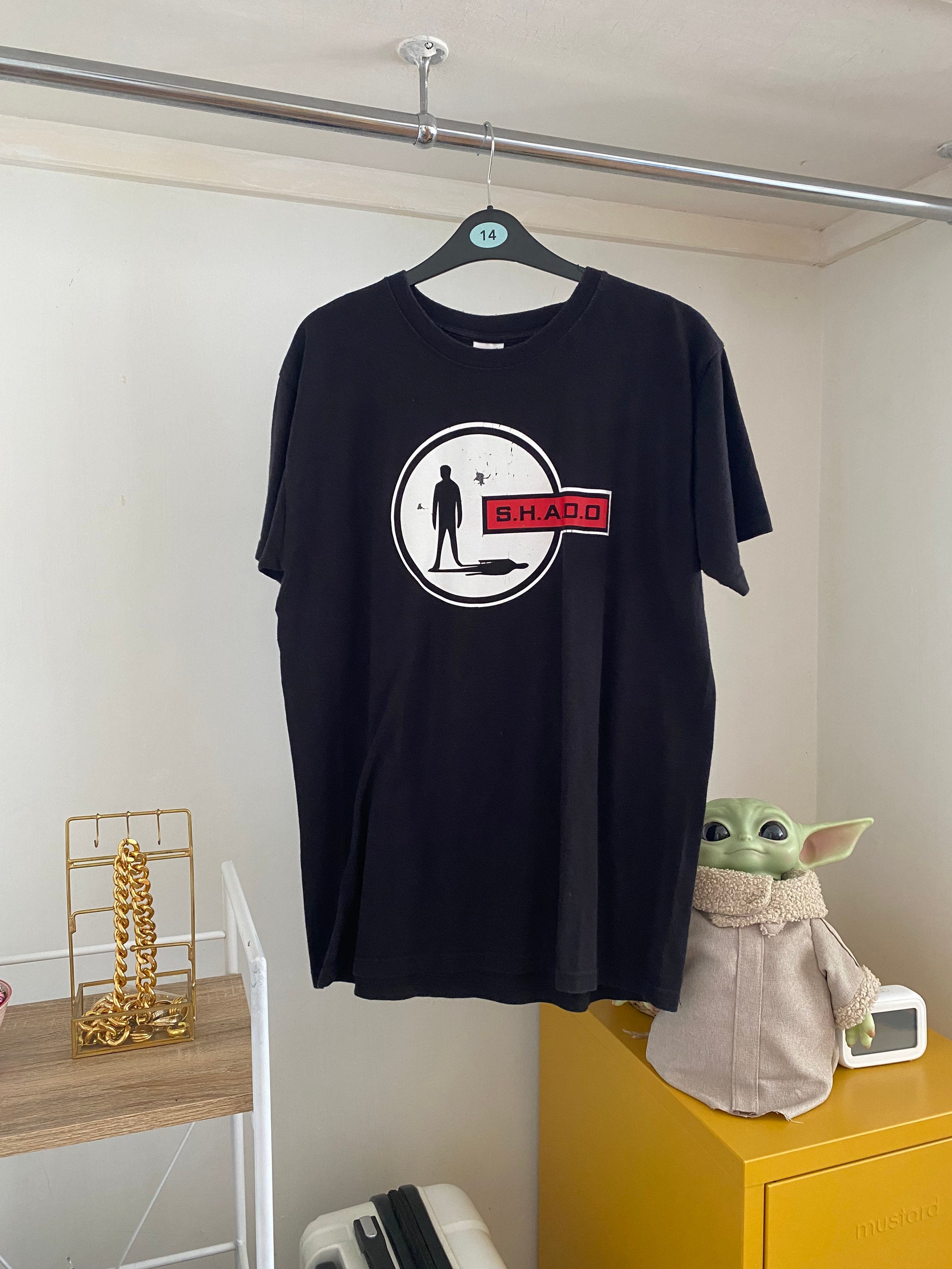 Black Fruit of the Loom Vintage Graphic 