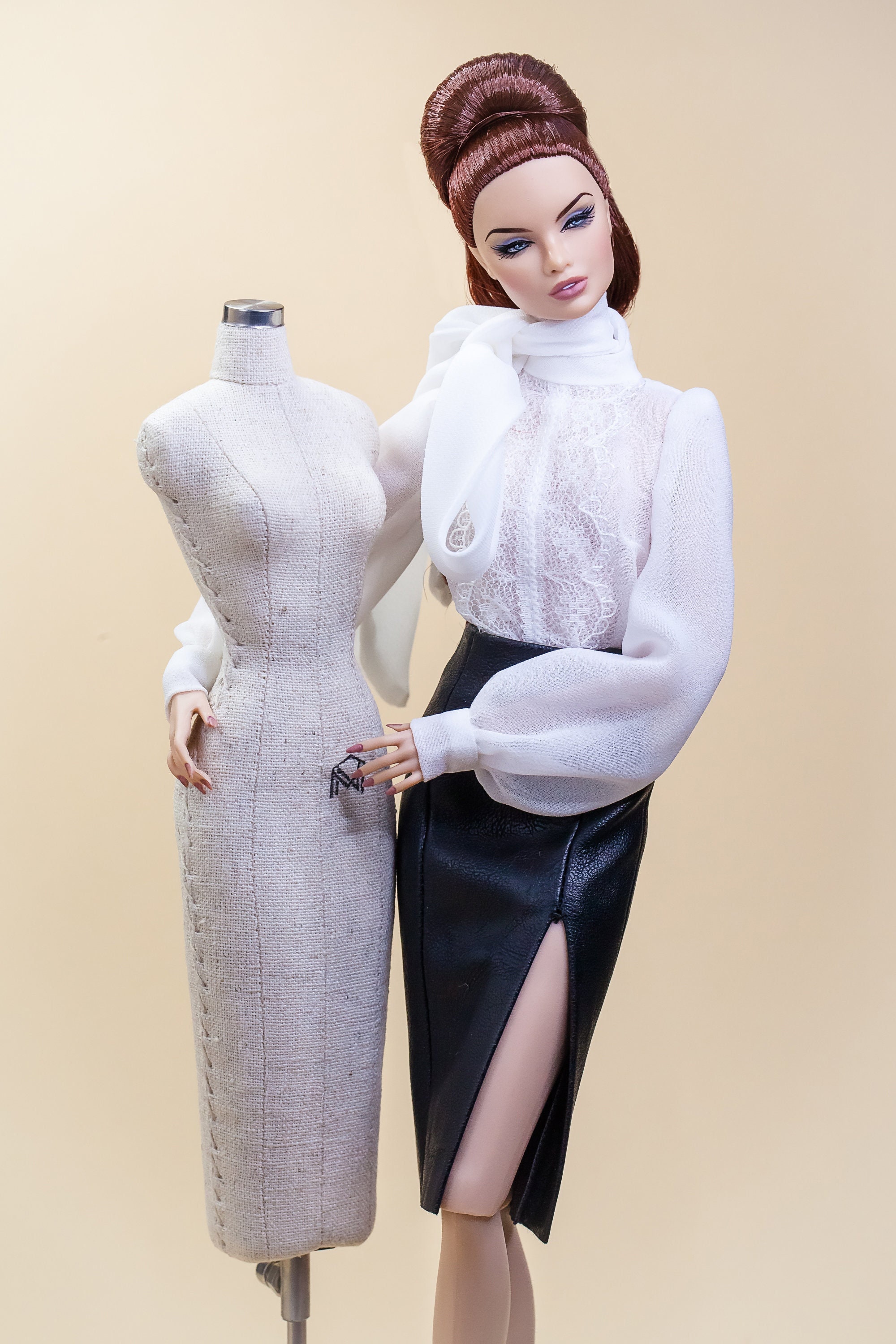Body Blouse and Skirt Imitation Leather for Integrity Toys