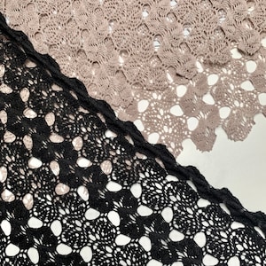 Knit, lace boho fabric by the meter 150 cm wide. Lace vintage. Taupe (beige), black. Newborn photography wrap. Newborn decoration. 0.5 meters