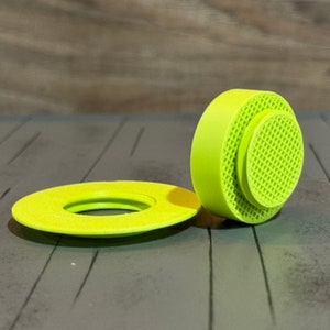 Puerto de alimentación y acceso roscado y ventilado para tanque de mascotas Jumping Spider