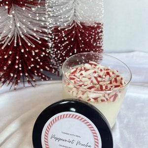 Peppermint Mocha Candle Peppermint Mocha Fall Winter 2022 Collection image 2