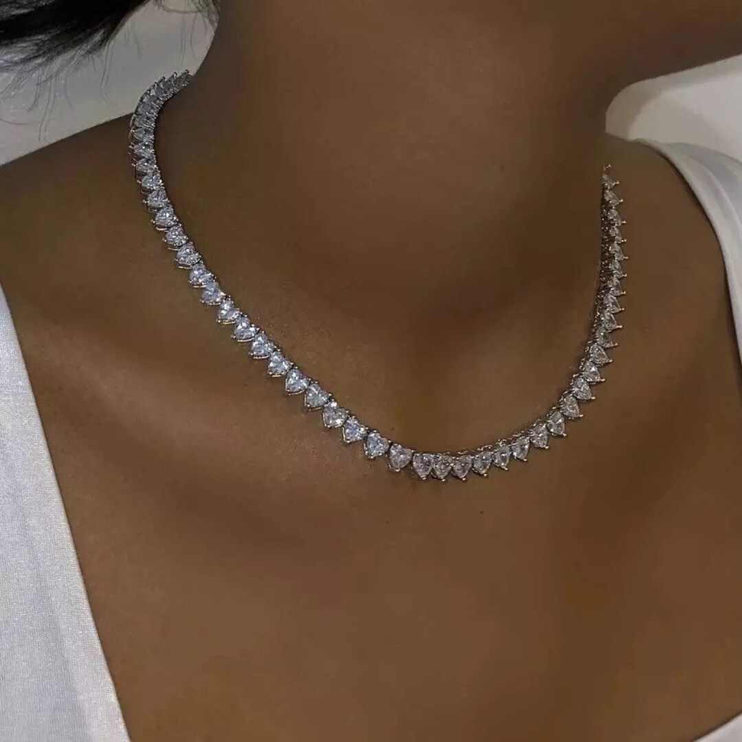 Diamond heart choker Clearance