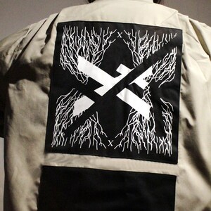 XZOUIX X VINTAGE Windbreaker jacket with screen printed back patch image 9