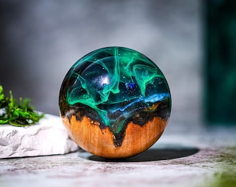 Aurora Borealis Paperweight Northern Lights Paperweight Decor Resin Wood Globe Northern Lights Gift Aurora Borealis Home Decor