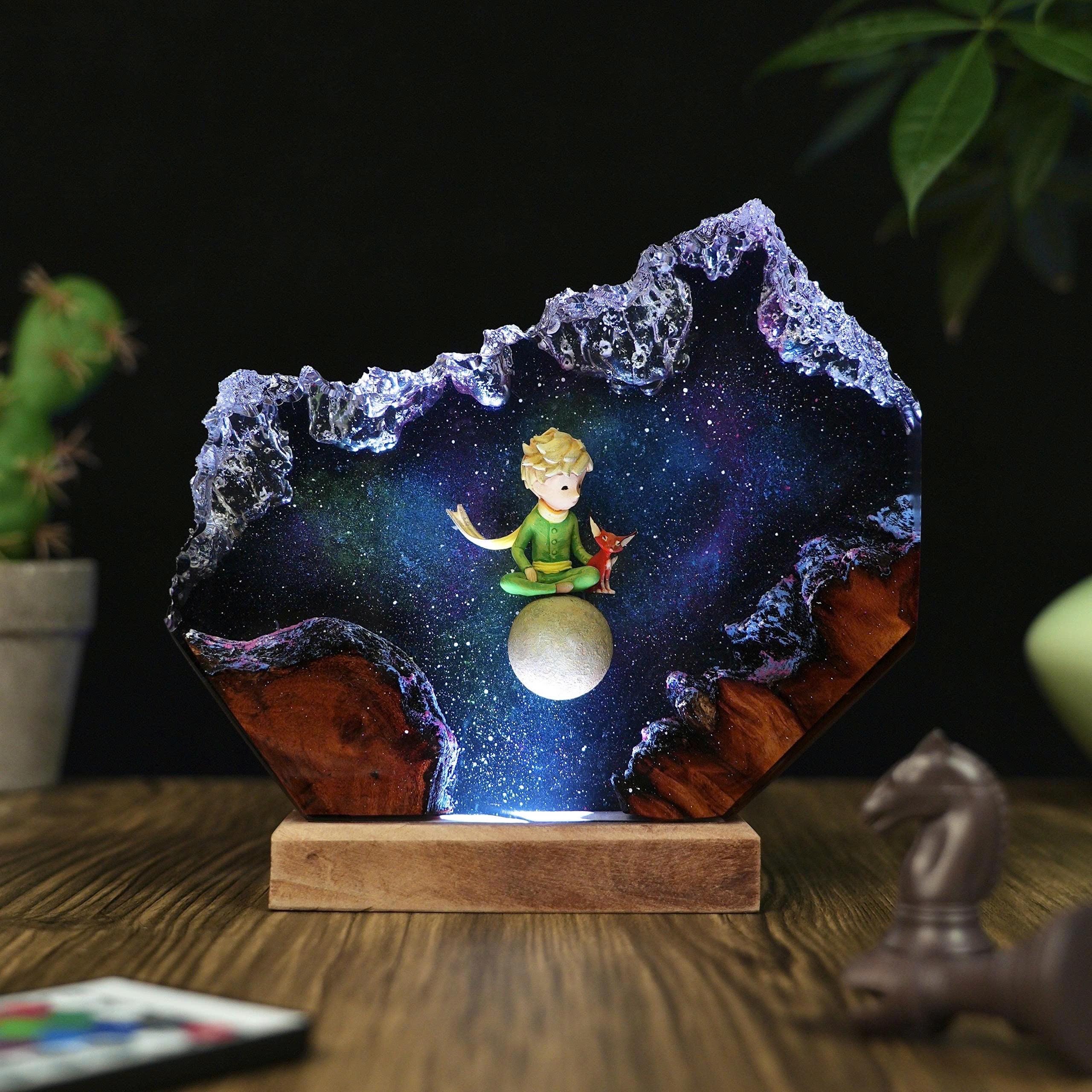 手作りの星の王子さまギャラクシーエポキシランプ - 星空とキツネの